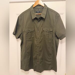 GUESS Men's Casual Green Button-Down Shirt